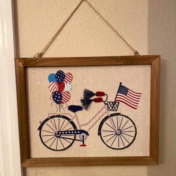 July 4th Patriotic Bicycle Wall Sign, Bicycle Kitchen Towels & Bicycle Napkins - Picture 5 of 13